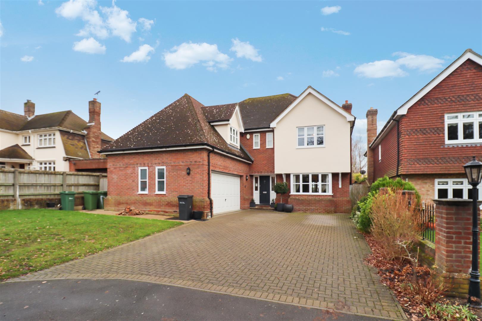 30381917 Broad Road, Braintree