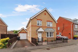 30674239 Pintail Crescent, Great Notley, Braintree