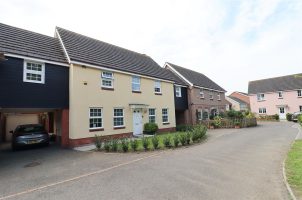 30013665 Lie Field Close, Braintree