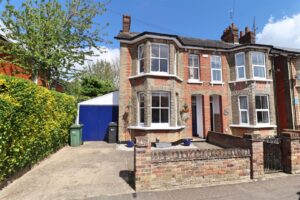 33831375 Woodfield Road, Braintree
