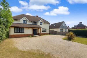 34118433 High Garrett, Braintree