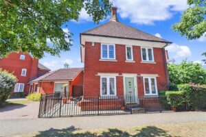 34192842 Cuckoo Way, Great Notley