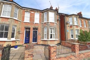 34258990 Woodfield Road, Braintree