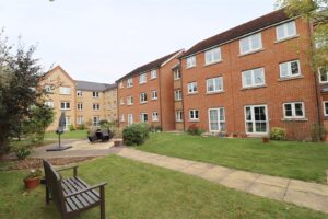 34501740 Railway Street, Braintree