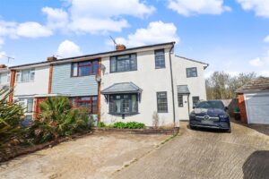 34574542 Benton Close, Cressing