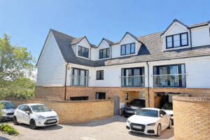 34638504 Dovehouse Yard, Braintree