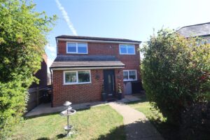 34629627 Panfield Lane, Braintree